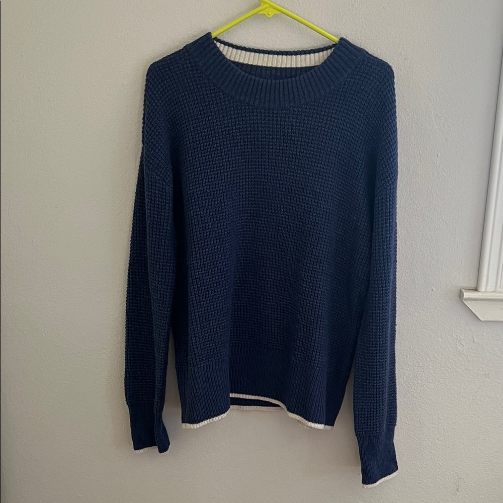 Faherty Crewneck Waffle wool blend sweater size M
